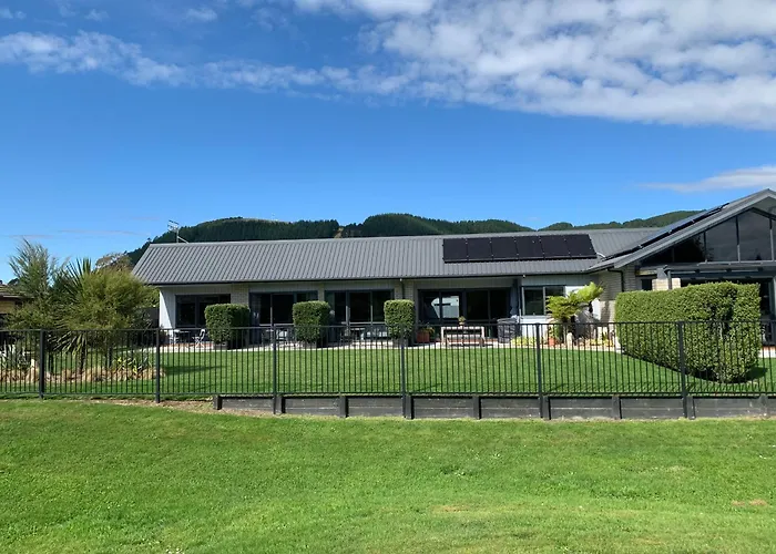 Parkside Boutique Lodge